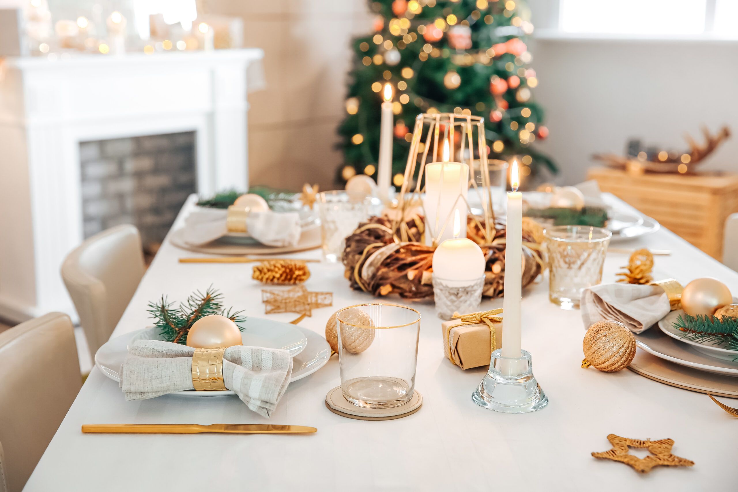 Mesa de Navidad velas y candelabros