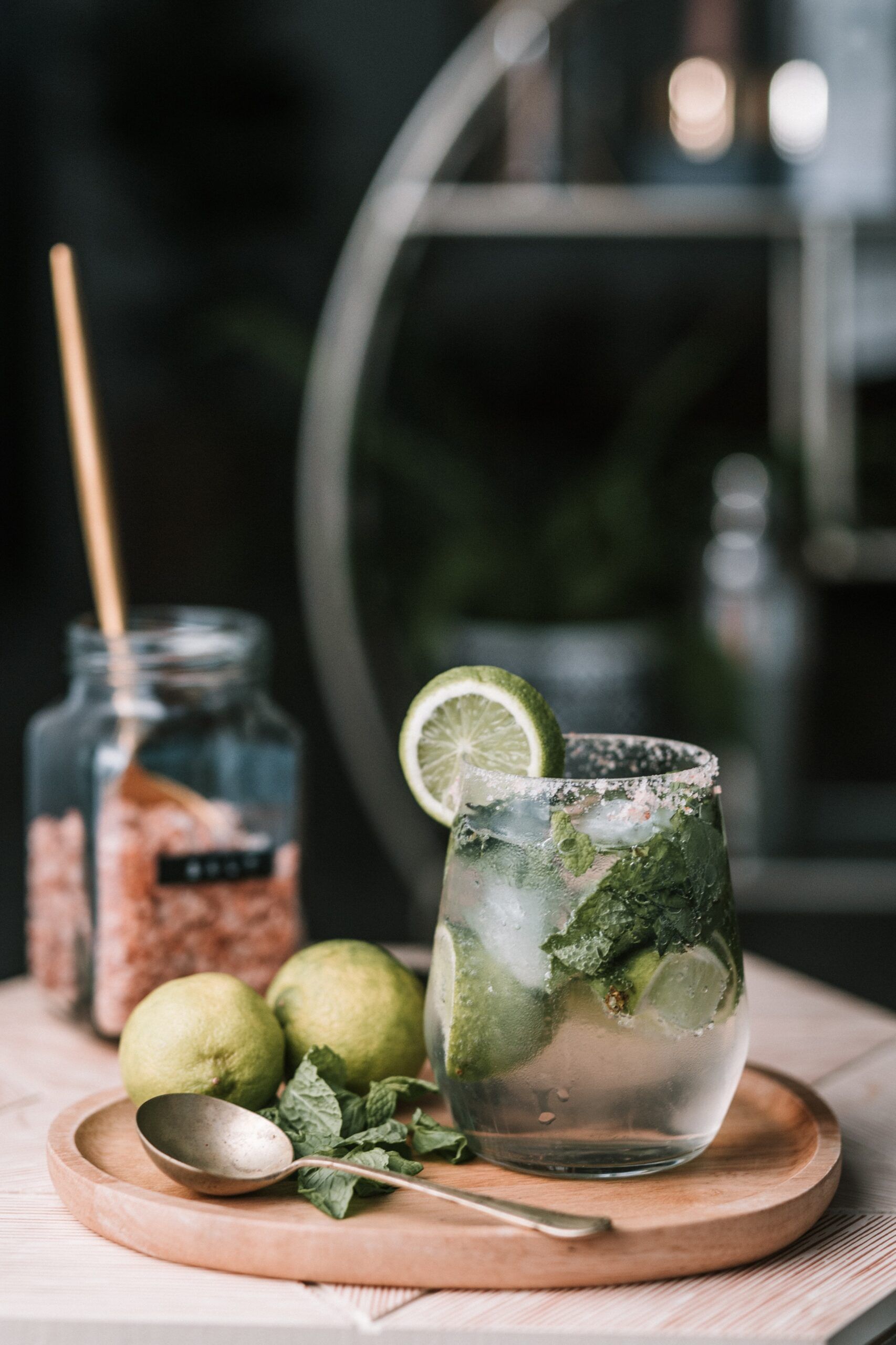cócteles con vino blanco de verano
